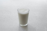 Leche de cabra para perros: ¿Debo alimentar a mi mascota con leche de cabra?